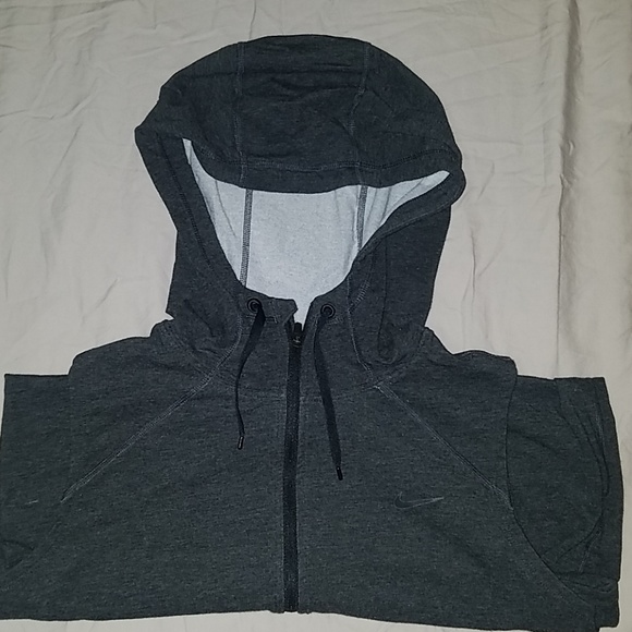 nike dri fit sleeveless hoodie